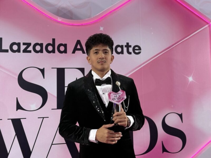 Fernando Hicban Jr, Mark Anthony Hicban, and Ken Hicban II at the Lazada Affiliate SEA Awards 2025